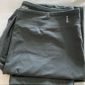 Lands End cropped pants